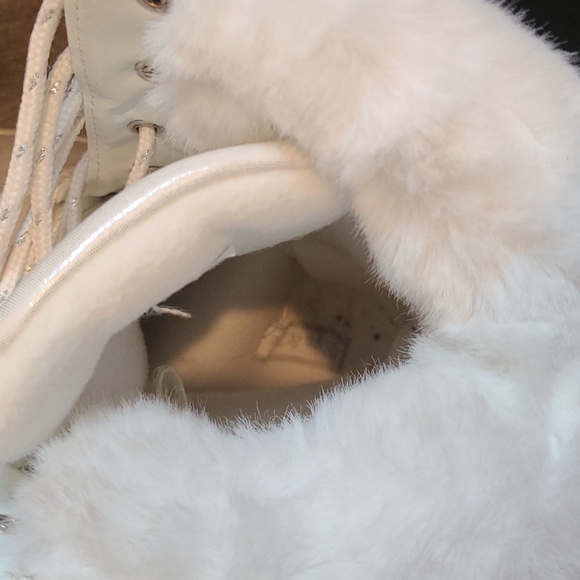 Eva & Zoe Winter Boots - Picture 6 of 7